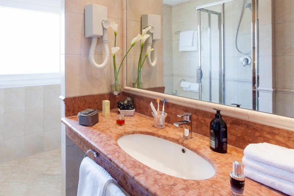 studio romoa bath