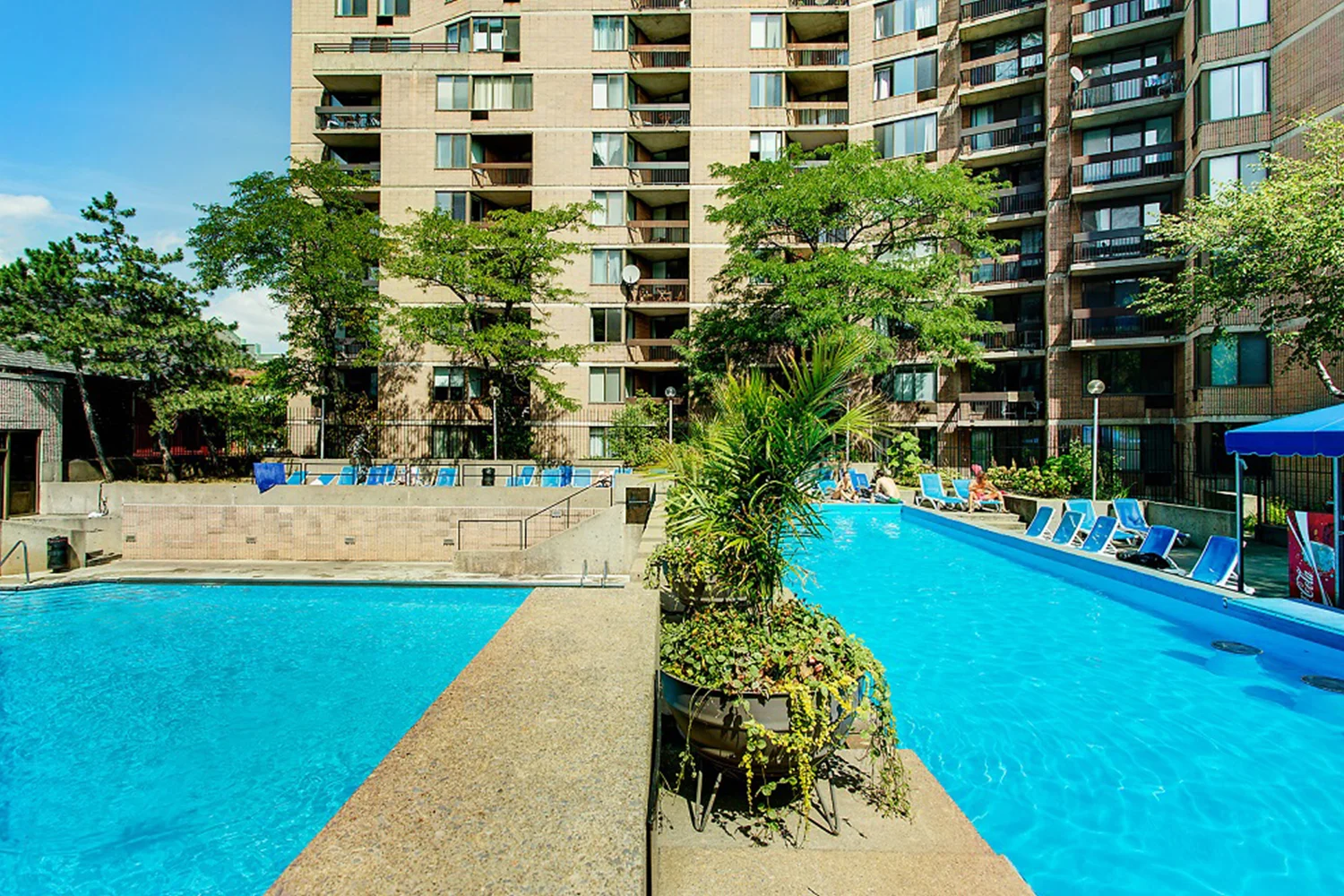 16.pool photo area