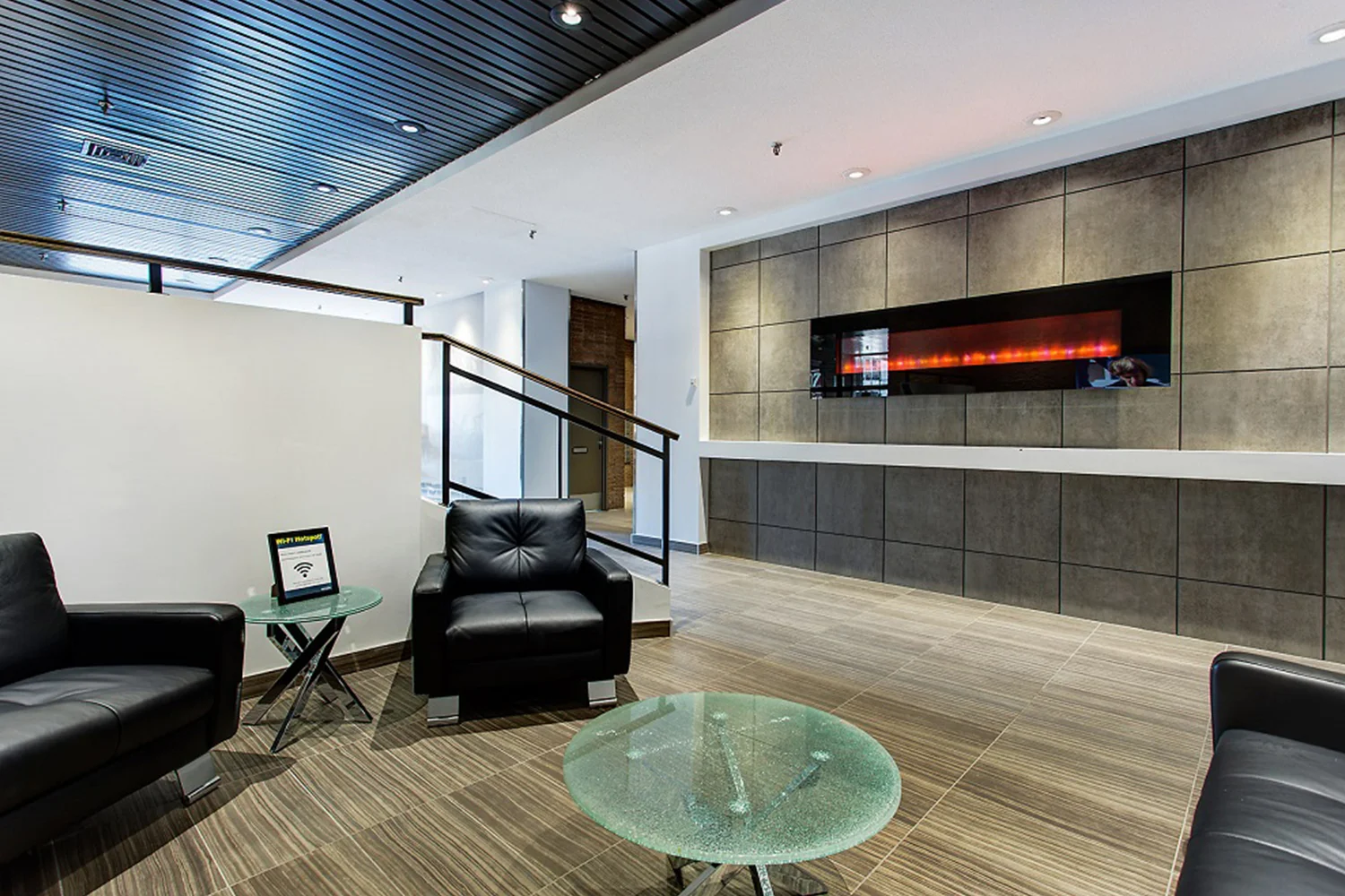 9.lobby photo