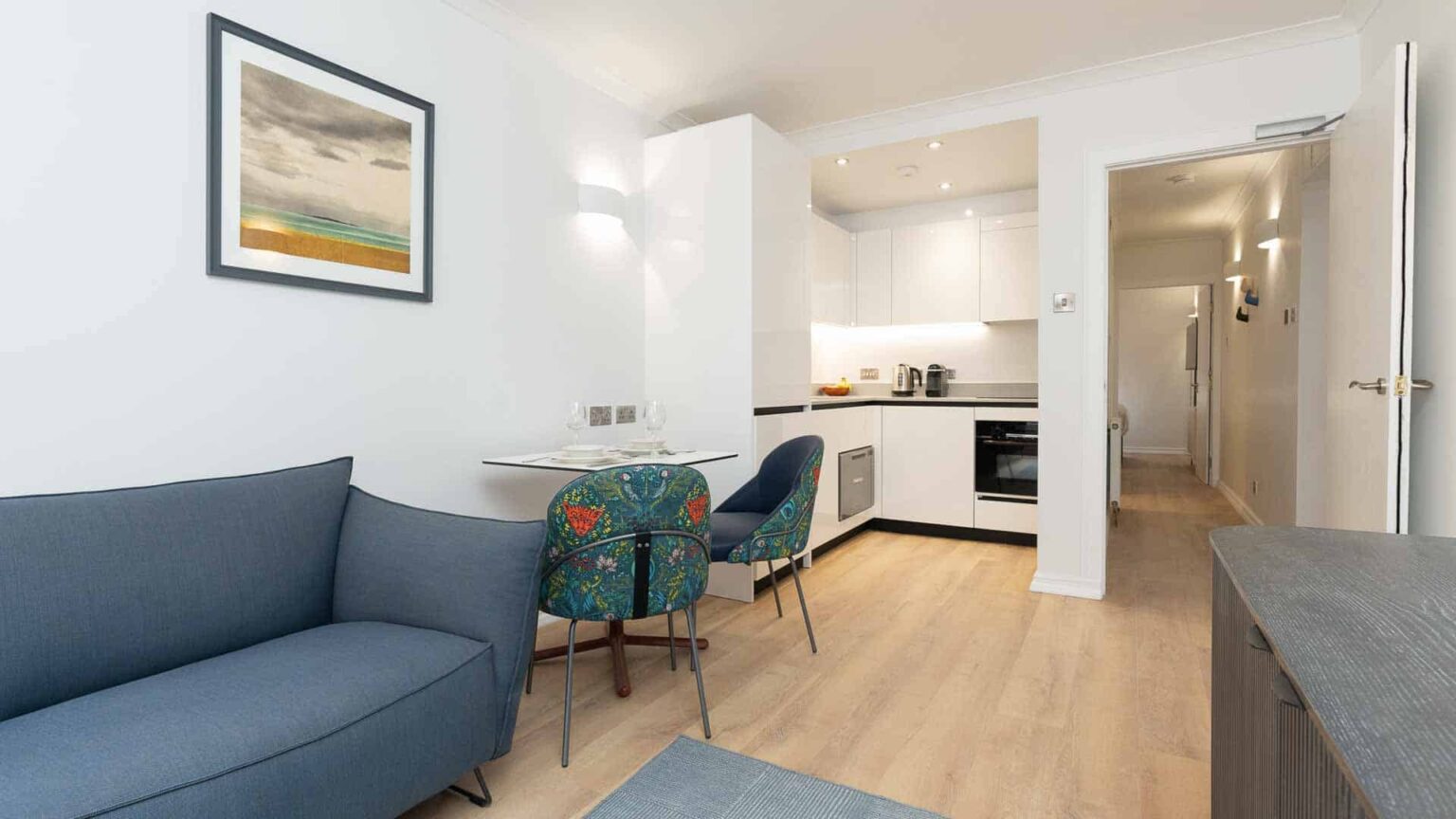 premier suites plus edinburgh fountain court open plan living room with kitchen