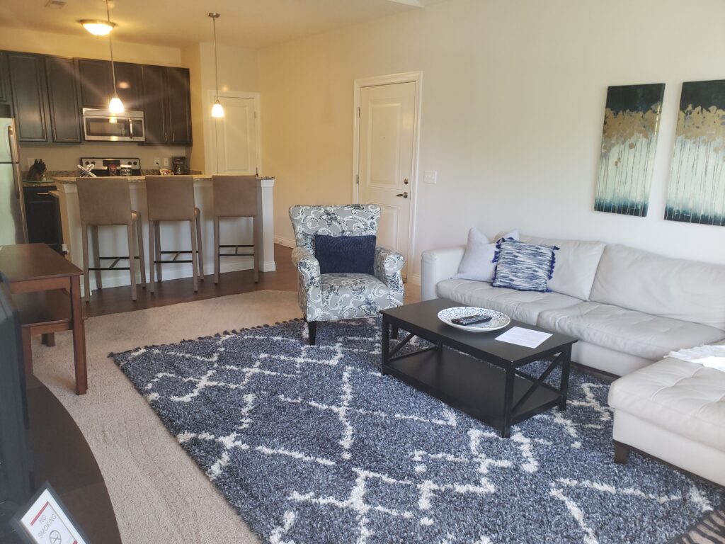 living area 4