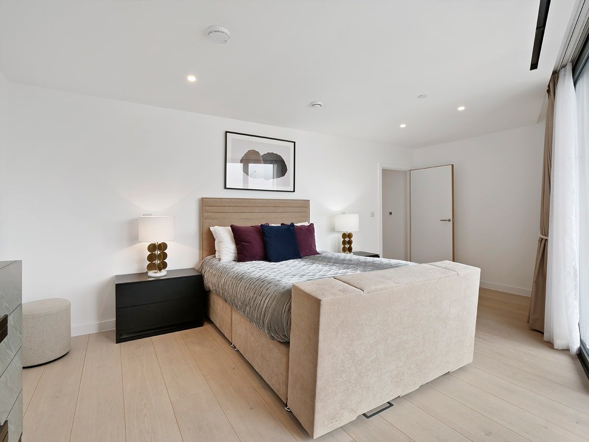 bedroom 3 bed min