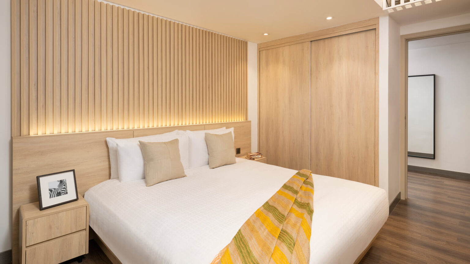 one bedroom bedroom