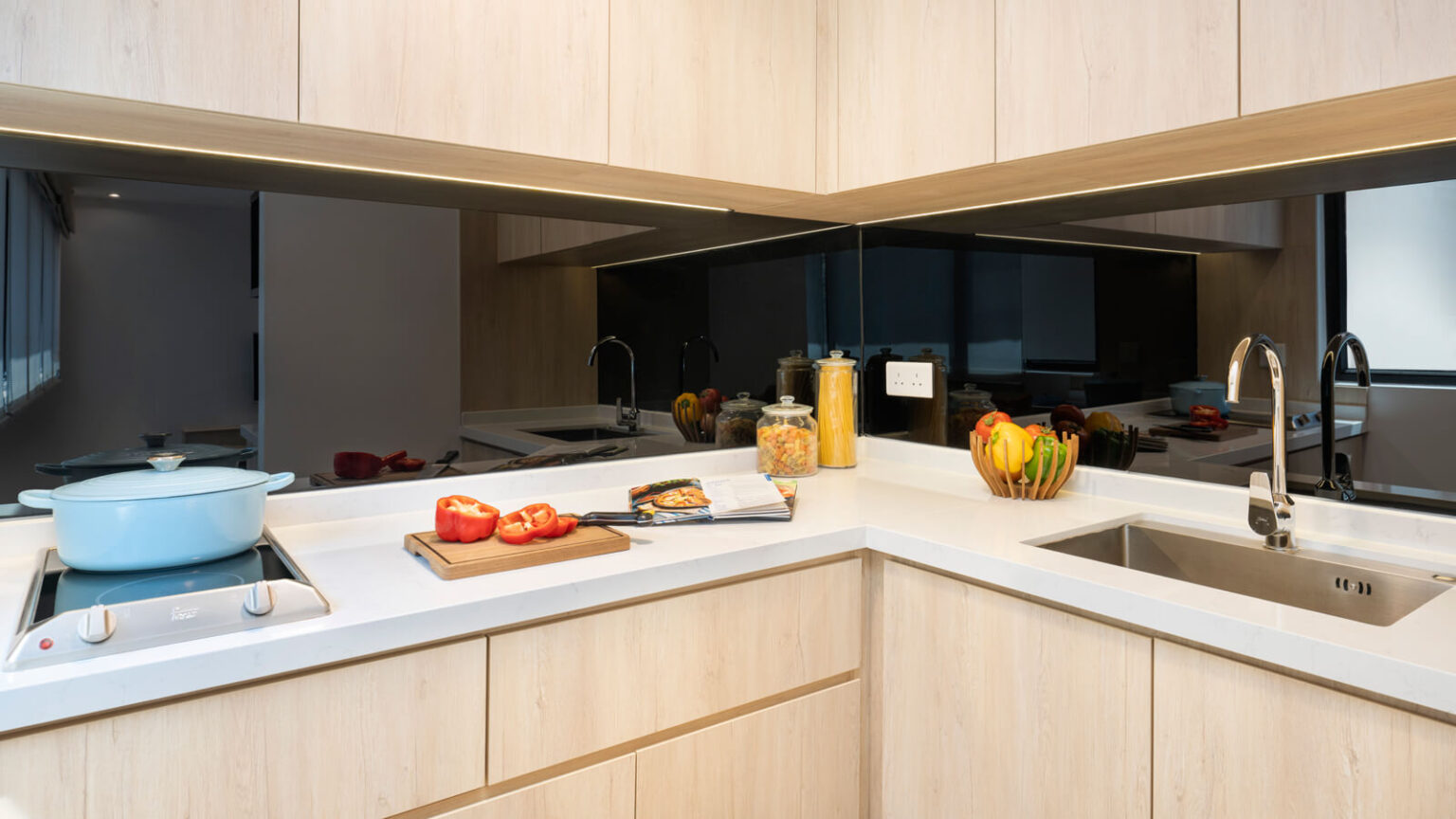 one bedroom kitchenette