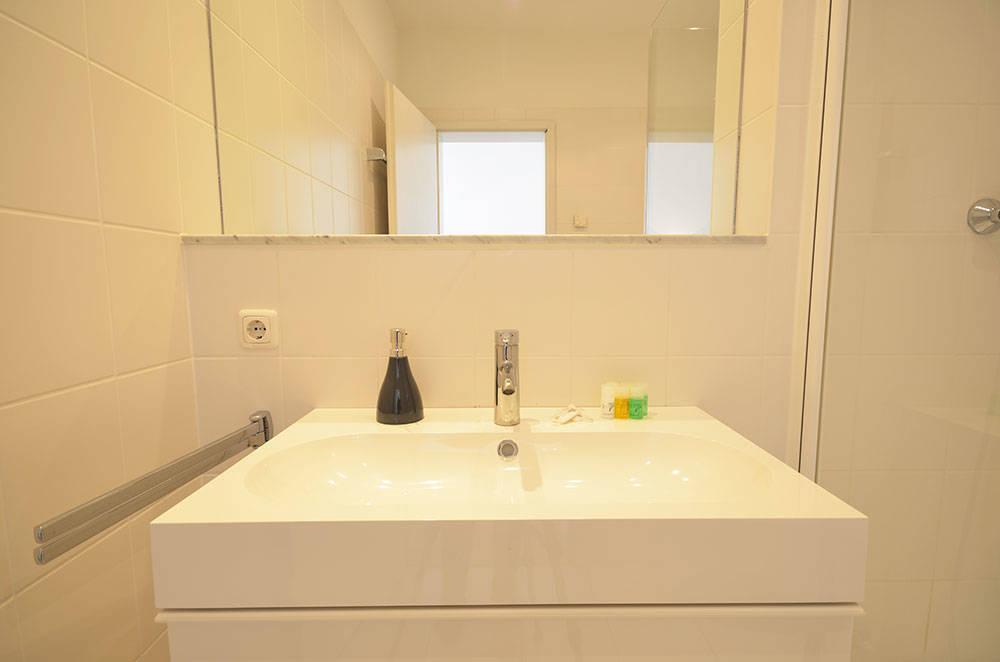 1 bedroom 1 living room apartment in cranachstraße 13726