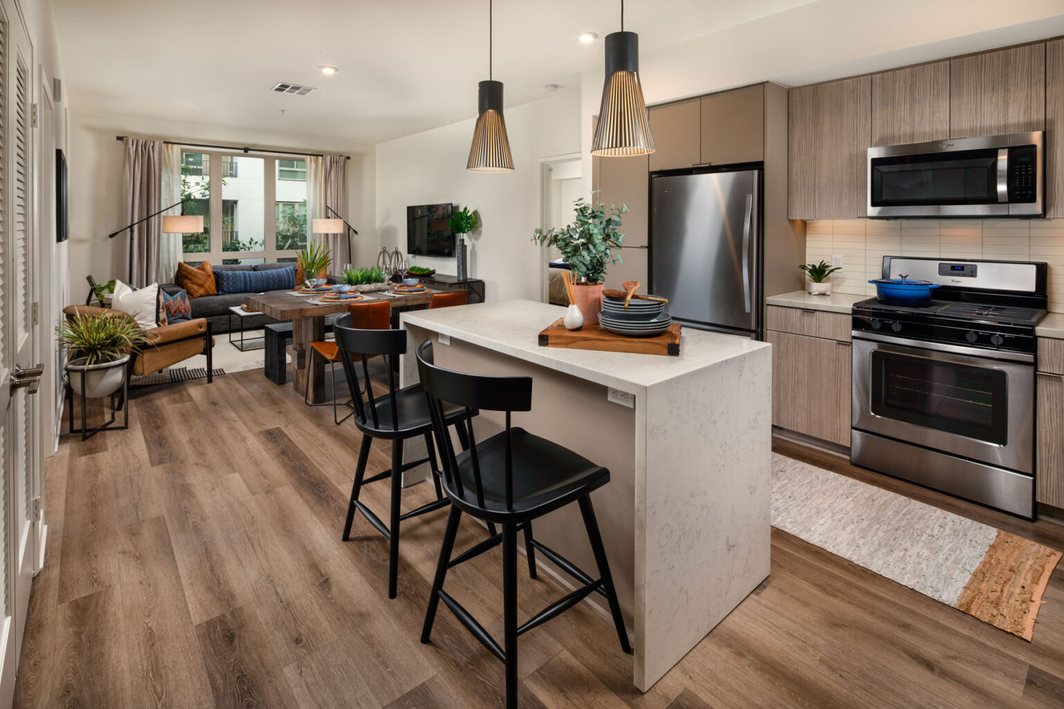 gs one paseo two bedroom kit din liv 1 (1)