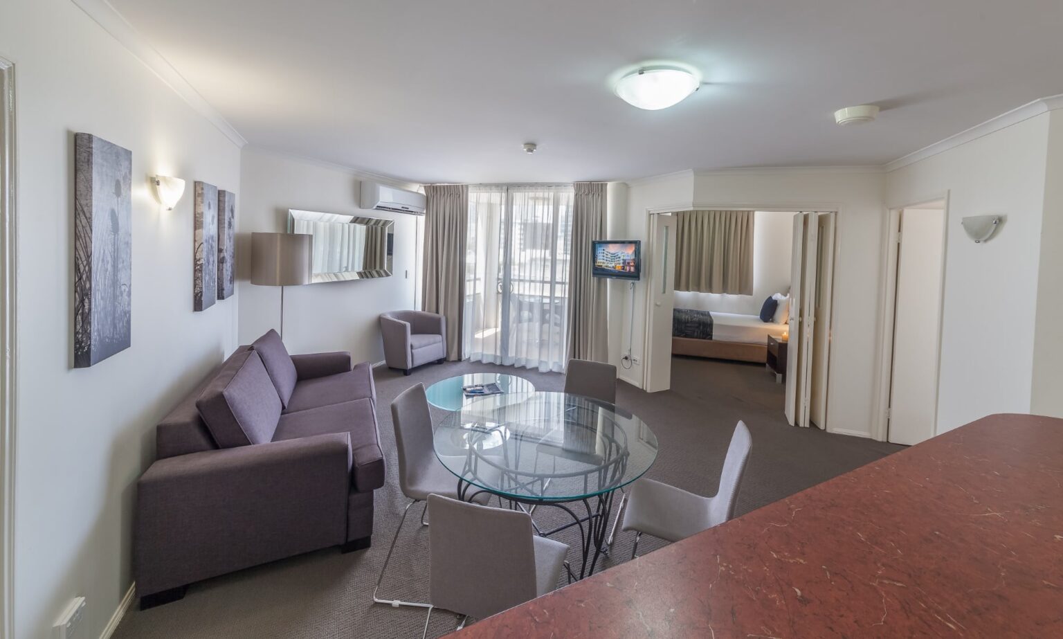 apartment 2 bedroom jnr and executive 10
