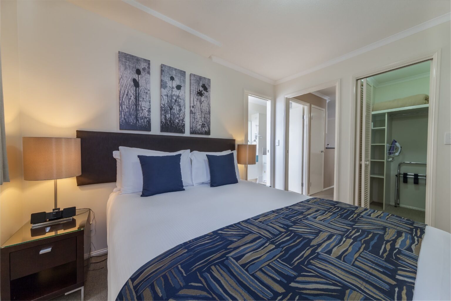 apartment 2 bedroom jnr and executive 13