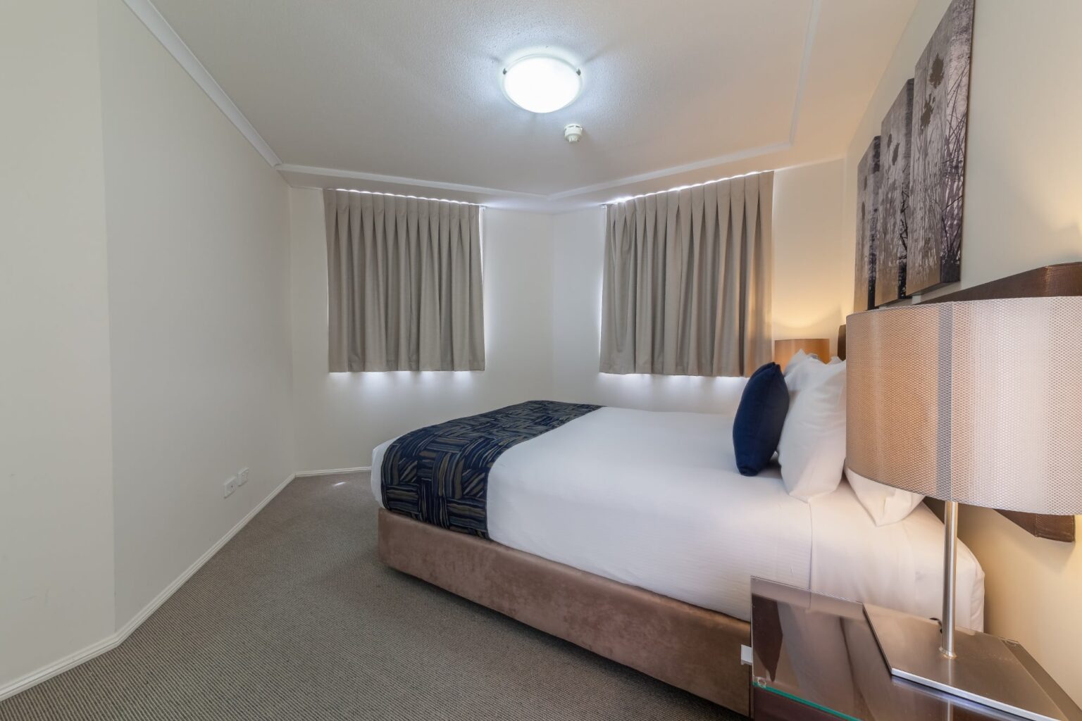 apartment 2 bedroom jnr and executive 14