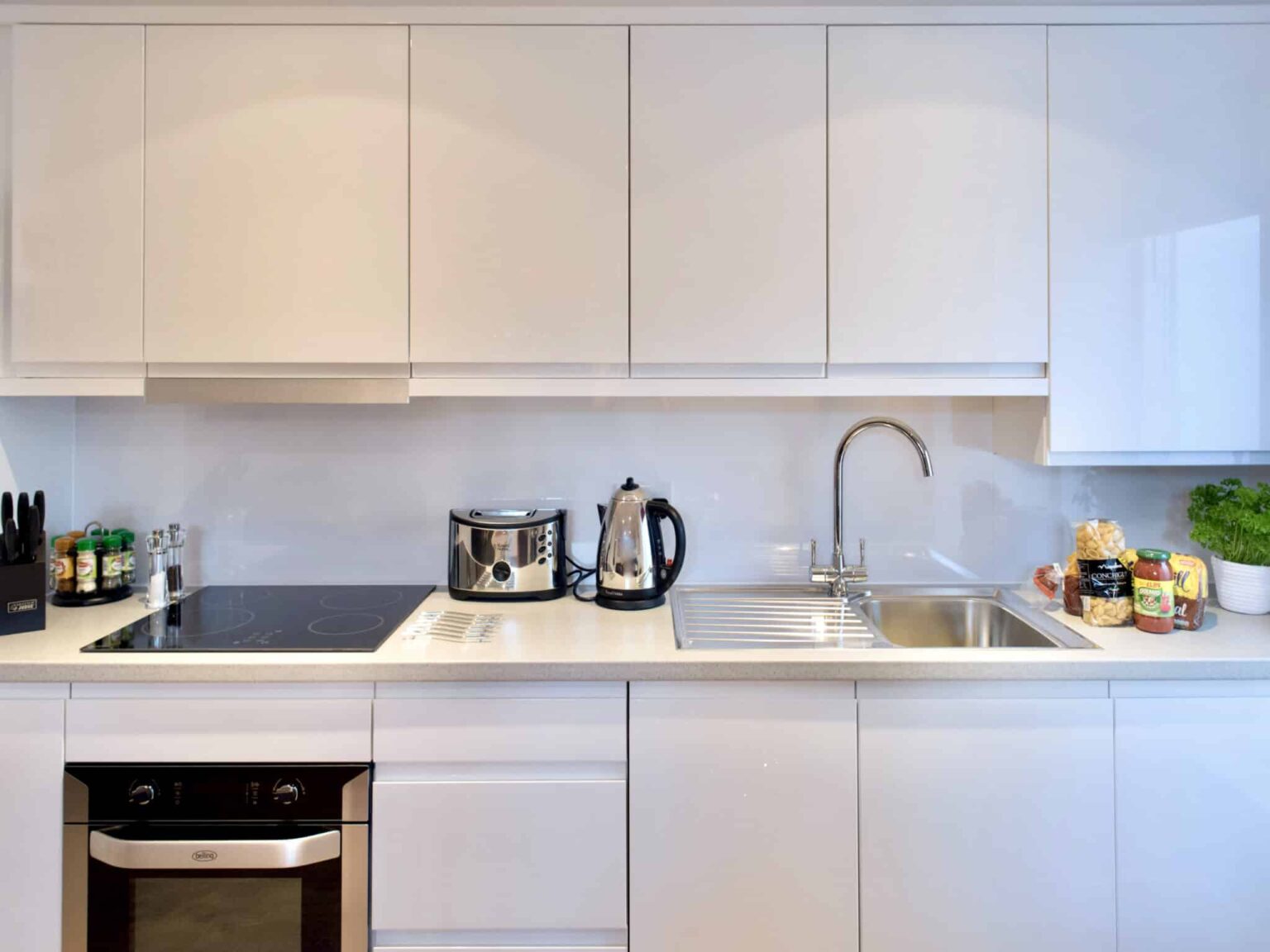 jubilee house executive kitchen 2qq 2048x1536