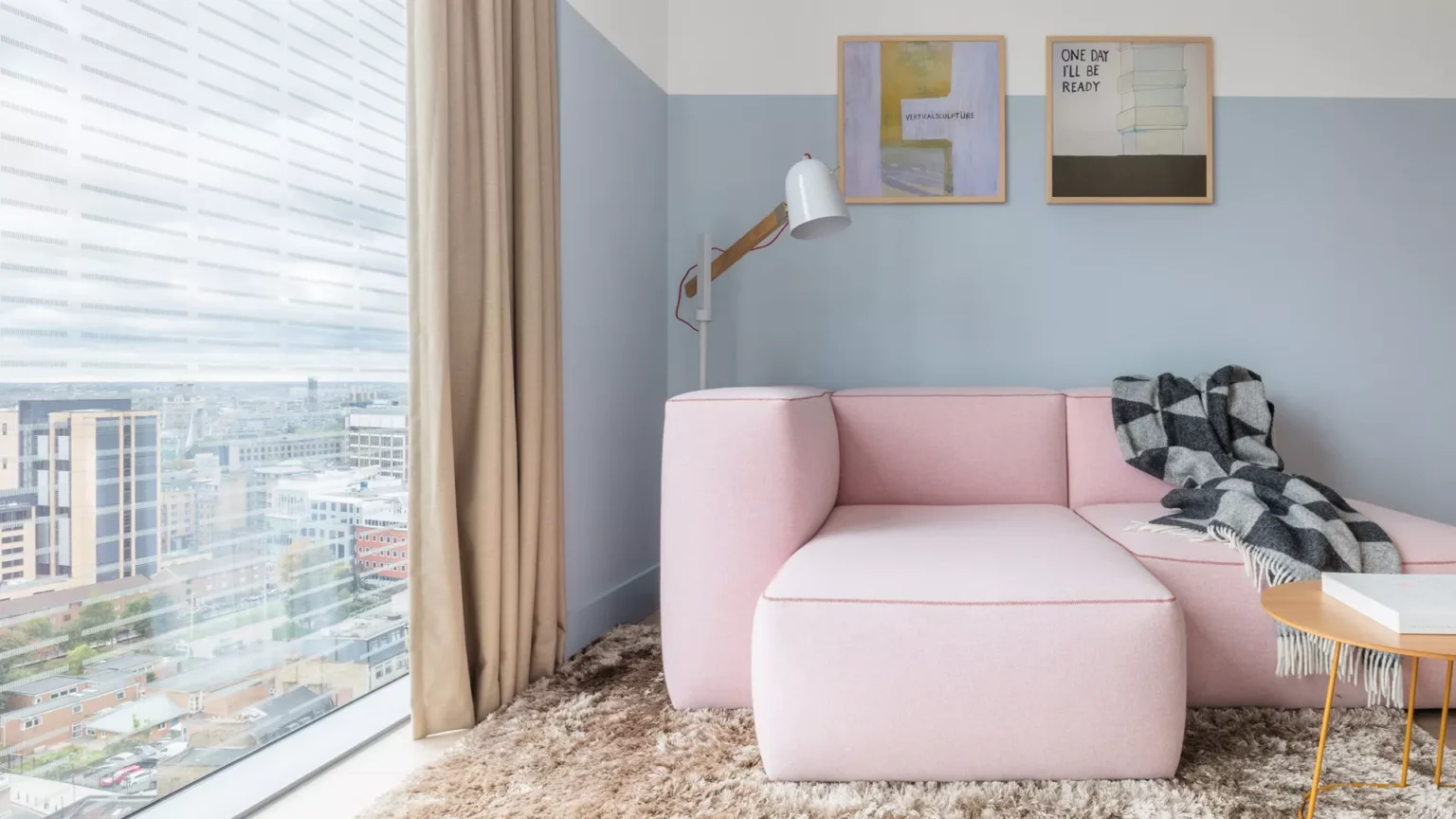 2 lk ll studiosky1bedsky livingarea 2018 jpeg 1.jpg