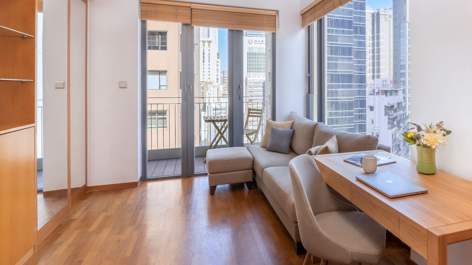 one bedroom with balcony livingroom