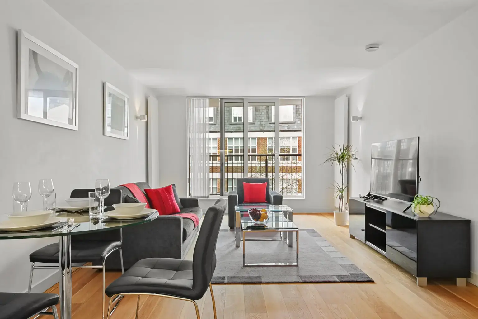 delux 1 bed apartment
