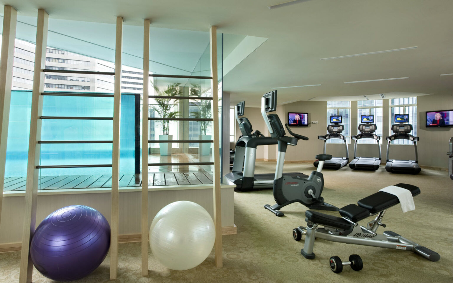 sr singapore asc raffles place gym hr